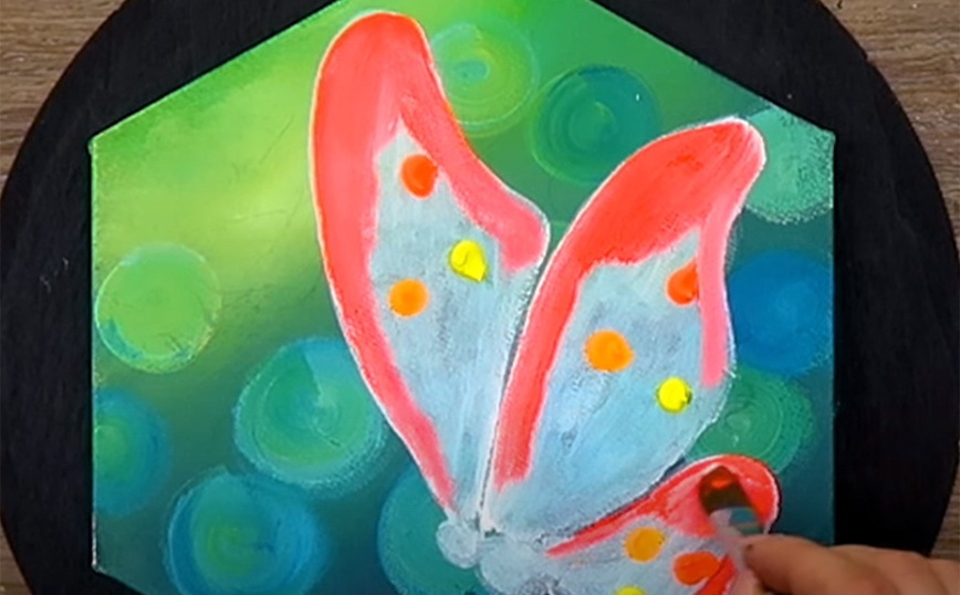 Το βιντεάκι που κάνει και τον πιο αρχάριο να πετυχαίνει έργα τέχνης στη ζωγραφική