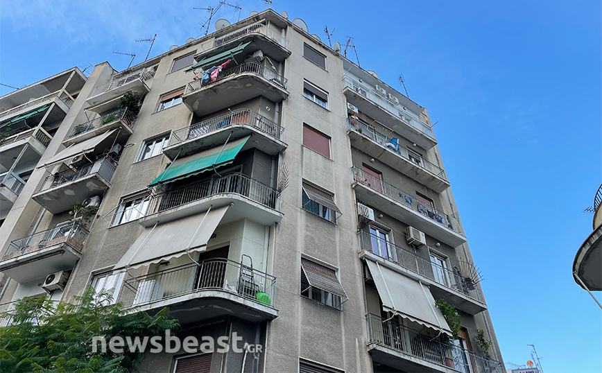 Τραγωδία στο κέντρο της Αθήνας: Γυναίκα έπεσε από 5ο όροφο πολυκατοικίας