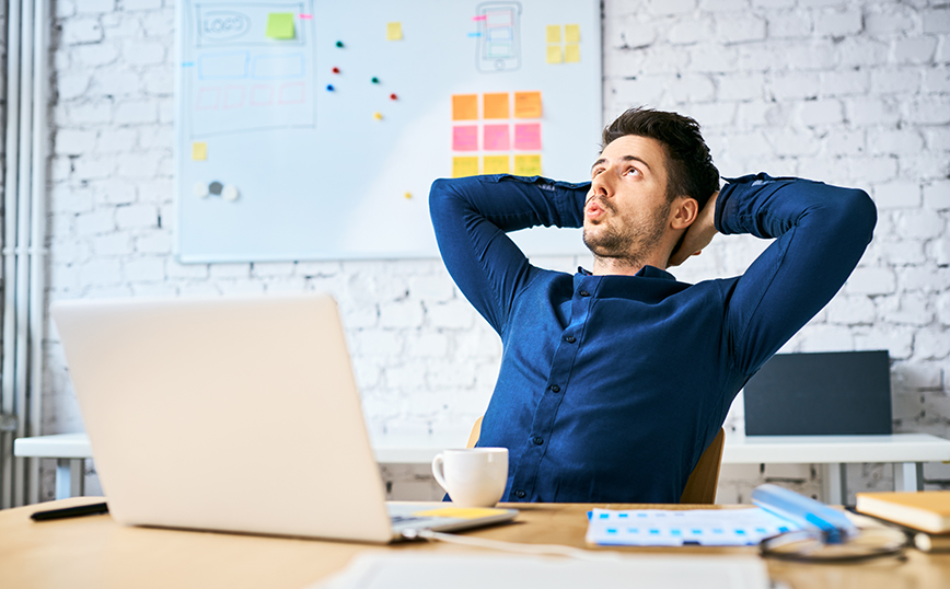 Άντρας που σφυρίζει