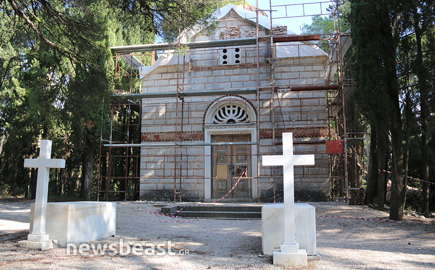 Τατόι: Εδώ θα ταφεί ο τέως βασιλιάς Κωνσταντίνος – Φωτογραφίες από το βασιλικό νεκροταφείο