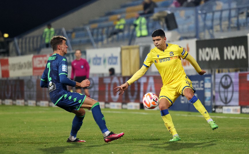 Αλβαρες Αλβαρες