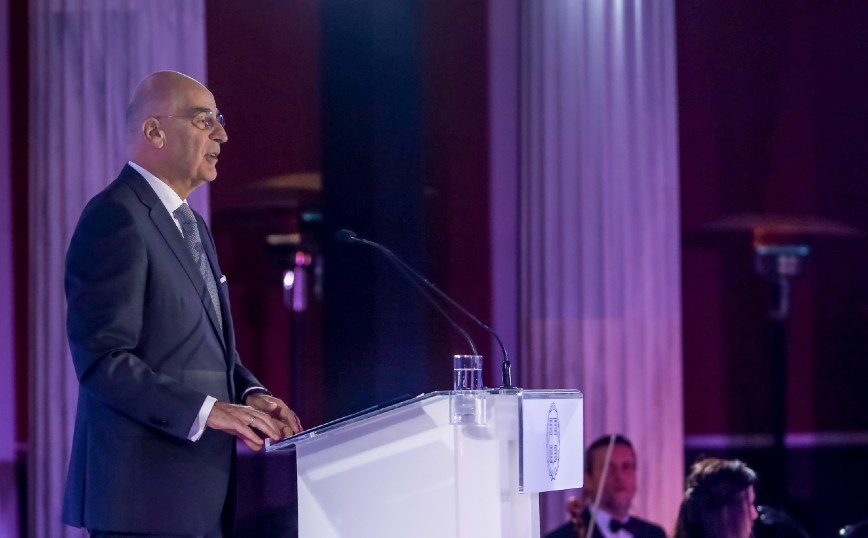 Δένδιας: Η Ελλάδα δεν έχει την πολυτέλεια άλλων ευρωπαϊκών χωρών &#8211; Αντιμετωπίζει πρόβλημα εθνικής ασφάλειας