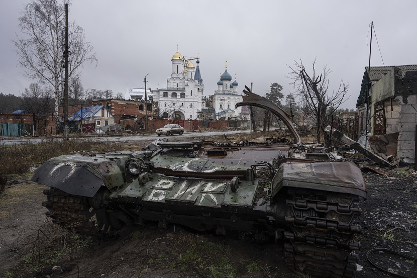 Πόλεμος στην Ουκρανία: Η Ρωσία «πιθανόν» έχει χάσει «τα μισά» βαριά άρματα μάχης που διέθετε, εκτιμά η Ουάσιγκτον
