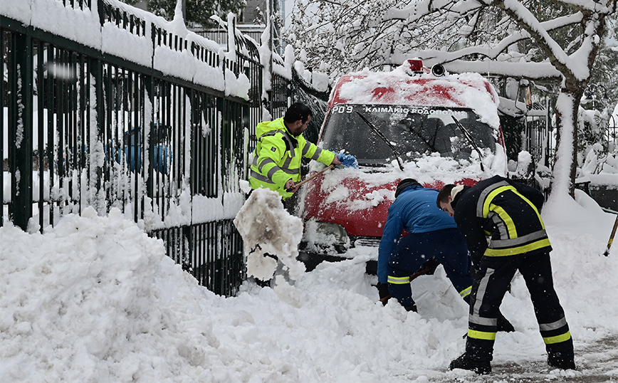 ΔΕΔΔΗΕ: Πού εντοπίζονται προβλήματα ηλεκτροδότησης λόγω της κακοκαιρίας Μπάρμπαρα