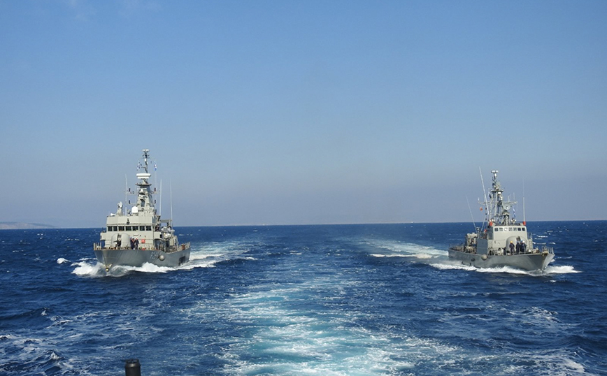 Δεκαοκτώ μεγάλες ναυτιλιακές εταιρείες αποφεύγουν πλέον την Ερυθρά Θάλασσα