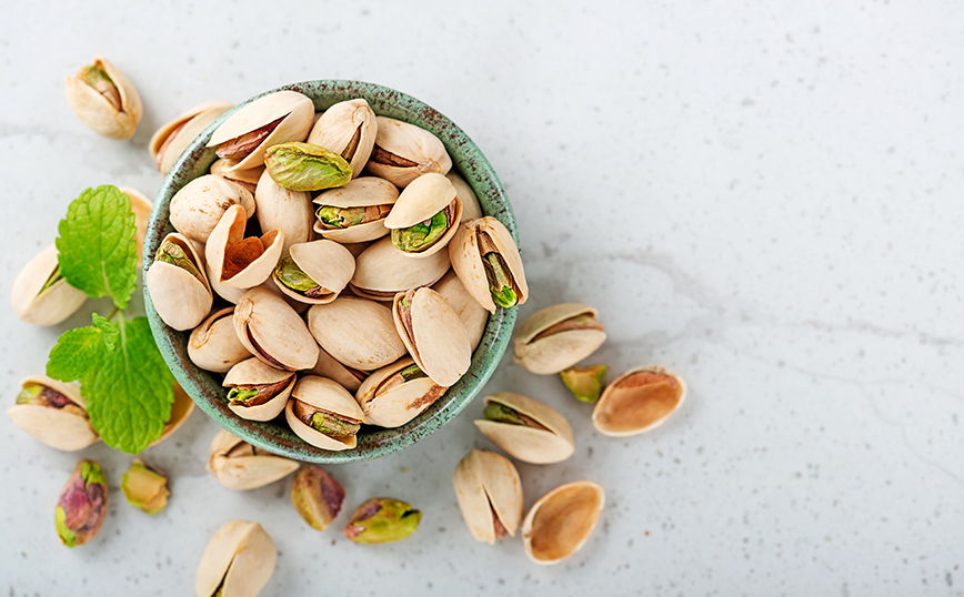 Φιστίκια σε μπολ Φιστίκια σε μπολ