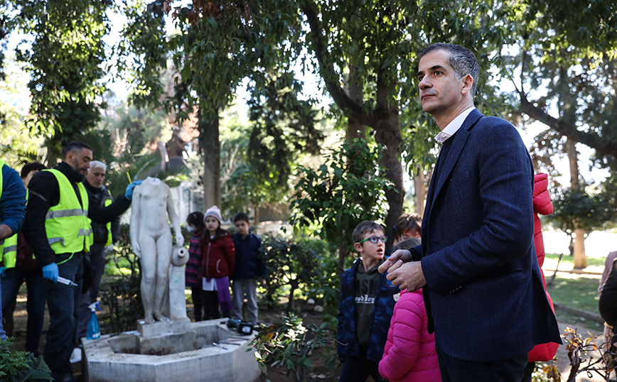 Πρόγραμμα αποκατάστασης των υπαίθριων γλυπτών στο κέντρο και τις γειτονιές της πόλης