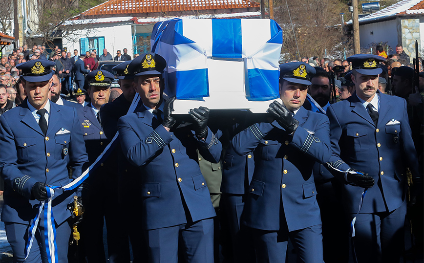 Στάθης Τσιτλακίδης: Θρήνος στην κηδεία του κυβερνήτη – «Ήσουν πάντα ένας ήρωας»