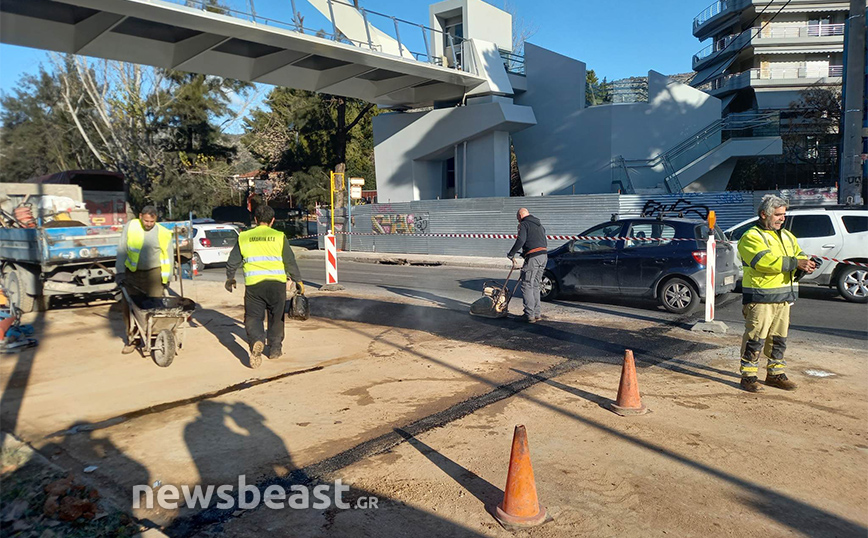 Κίνηση τώρα: Προβλήματα στη λεωφόρο Αθηνών λόγω εργασιών σε σπασμένο αγωγό