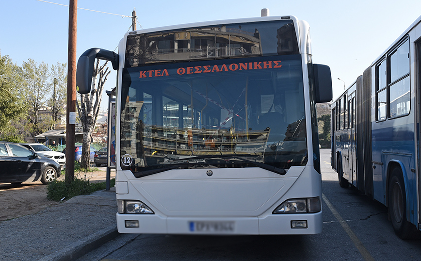 Φωτιά σε λεωφορείο του ΚΤΕΛ που εκτελούσε το δρομολόγιο Αθήνα-Θεσσαλονίκη – Σώοι όλοι οι επιβάτες