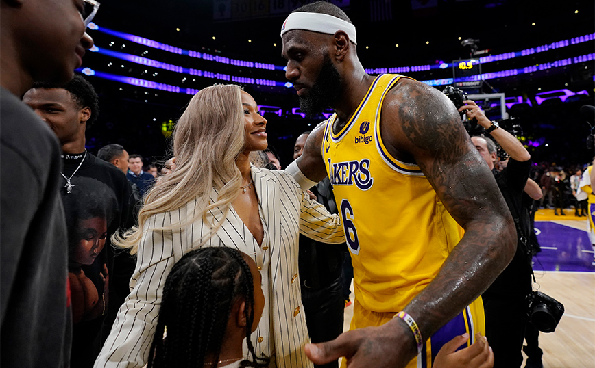 ΛεΜπρόν Τζέιμς ΛεΜπρόν Τζέιμς