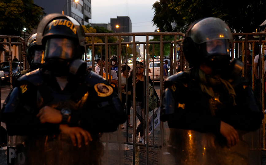 Περού: Συνεχίζονται οι κινητοποιήσεις &#8211; Άγνωστο ακόμα αν θα γίνουν πρόωρες εκλογές