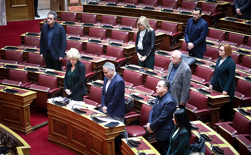 Βουλή: Ενός λεπτού σιγή στην Ολομέλεια για τον Νεκτάριο Σαντορινιό