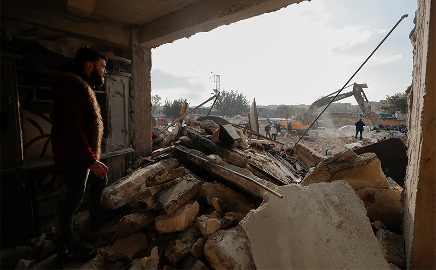 Οι δήμοι Αθηναίων και Πειραιά στέλνουν βοήθεια στους σεισμόπληκτους της Τουρκίας και της Συρίας