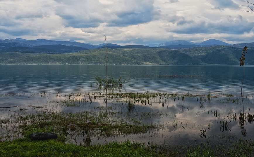 Λίμνη Τριχωνίδα Λίμνη Τριχωνίδα
