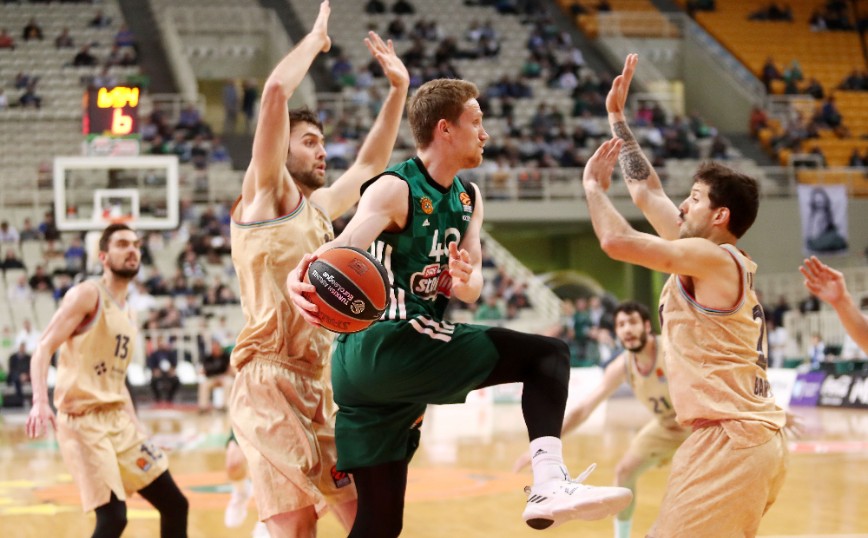 Euroleague: Ήττα για τον Παναθηναϊκό από τη Μπαρτσελόνα στο ΟΑΚΑ