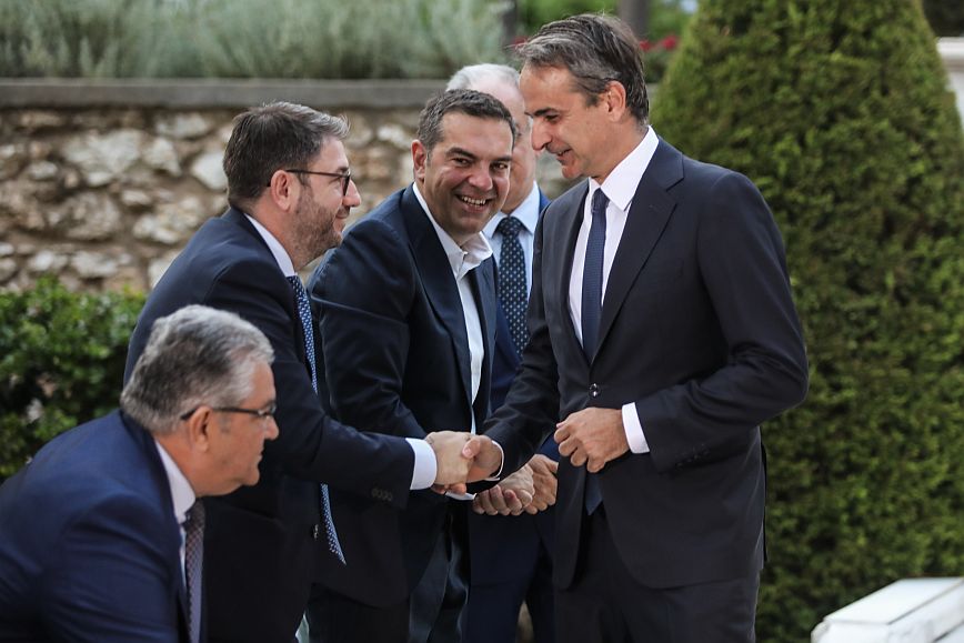 Εκλογές: 29 και σήμερα με τα βλέμματα στραμμένα στα «κουκιά» που θα βγάλει η κάλπη