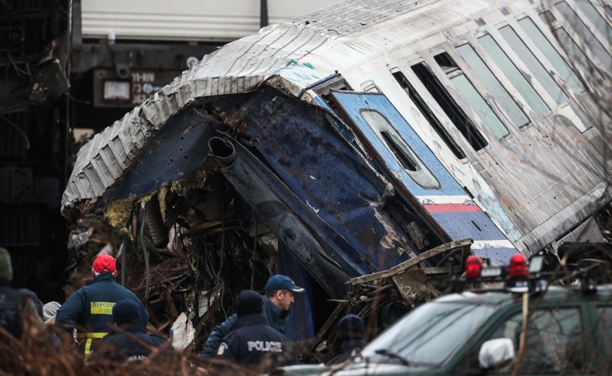 Σύγκρουση τρένων στα Τέμπη: Σήμερα η απολογία του σταθμάρχη &#8211; Οι σοβαρές κατηγορίες που αντιμετωπίζει