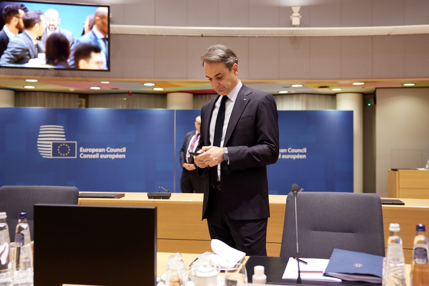Μήνυμα ισχύος της ελληνικής οικονομίας από τον πρωθυπουργό στις Βρυξέλλες – Πρωτοβουλία Μητσοτάκη και επαφές για την ενέργεια
