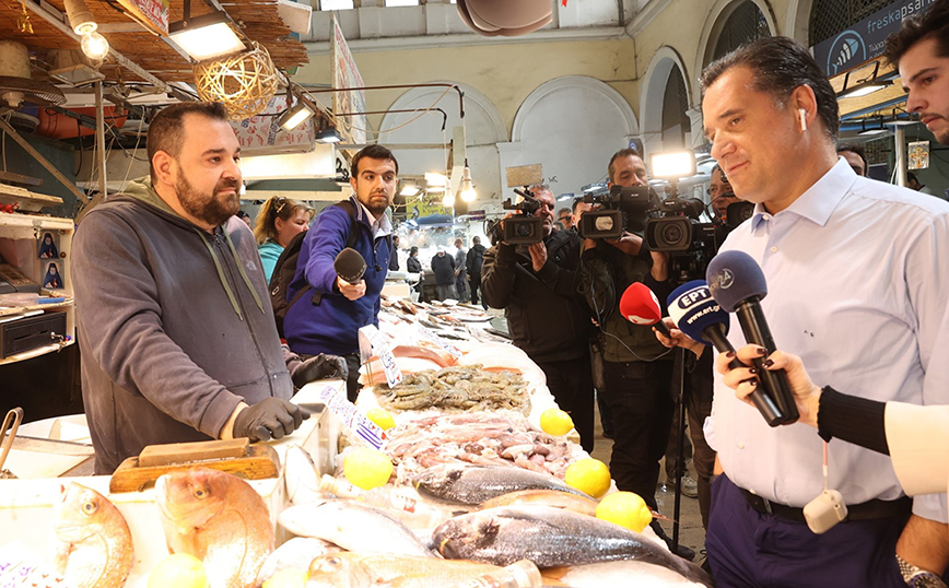 Ο Άδωνις Γεωργιάδης στη Βαρβάκειο αγορά
