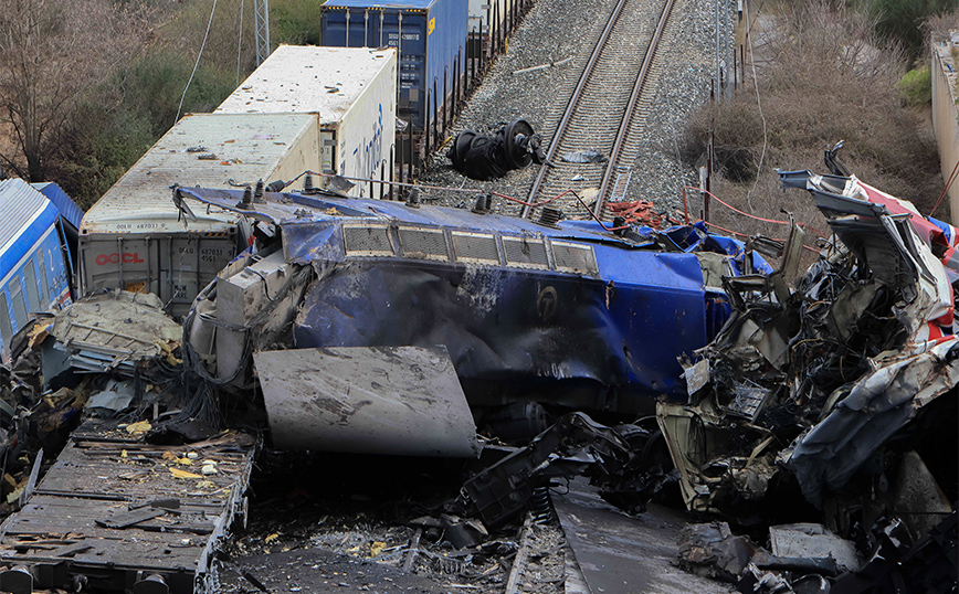 Σύγκρουση τρένων στα Τέμπη Σύγκρουση τρένων στα Τέμπη