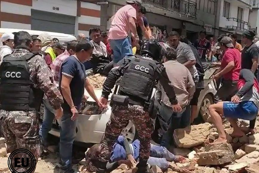 Σεισμός 6,8 Ρίχτερ στον Ισημερινό: Τουλάχιστον 4 νεκροί, πολλά κτίρια κατέρρευσαν &#8211; Δείτε βίντεο