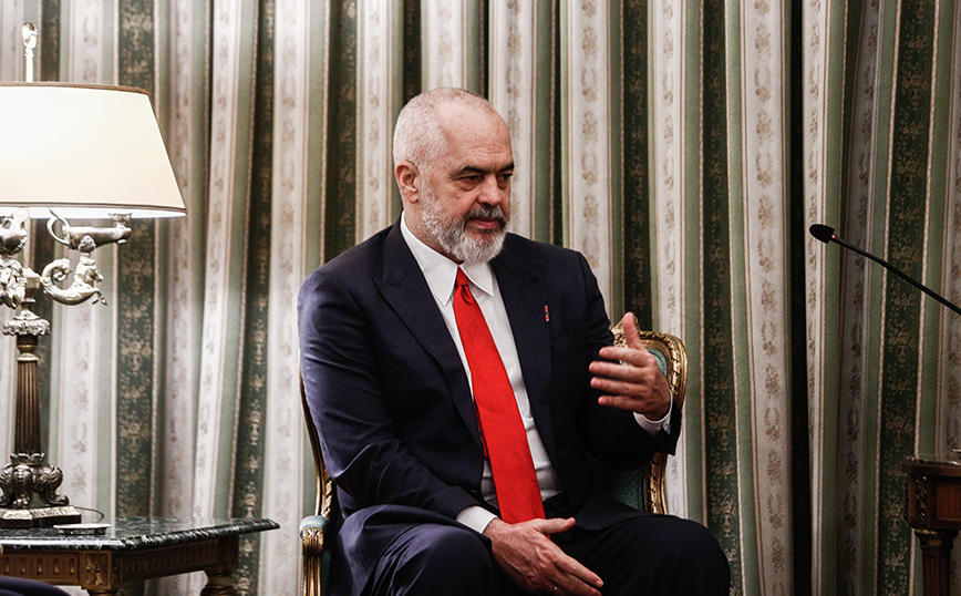 Θα «μπλοκάρει» η Ελλάδα την ένταξη της Αλβανίας στην ΕΕ;