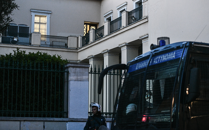 Στον Εισαγγελέα οι συλληφθέντες για την κατάληψη της Πρυτανείας – Ελεύθεροι με εντολή του Αυτοφώρου