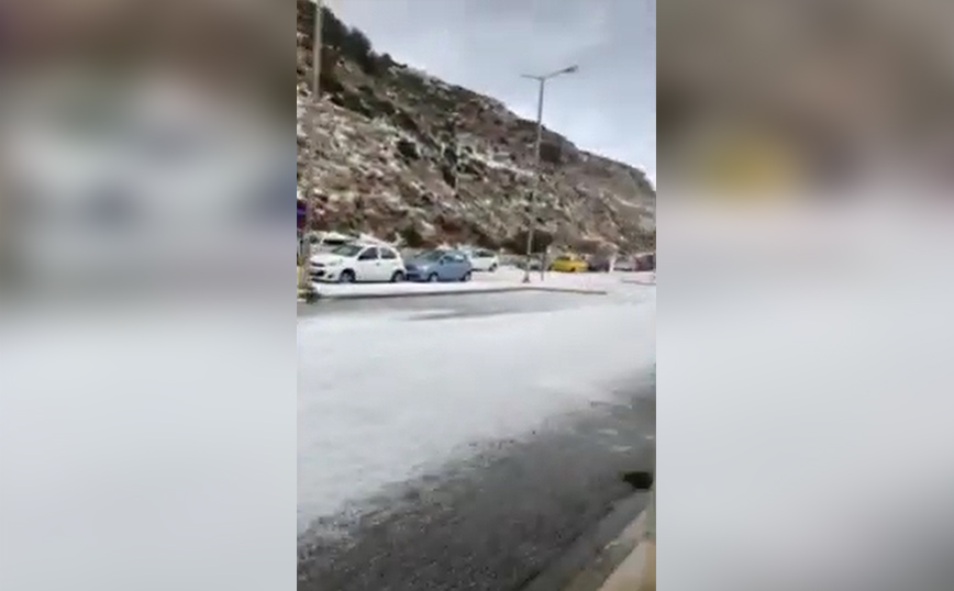 Το έστρωσε με… χαλάζι στην Ικαρία: Ζημιές, προβλήματα και ακυρώσεις πτήσεων