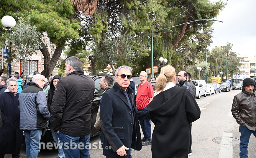 Ο Γιώργος Νταλάρας Ο Γιώργος Νταλάρας