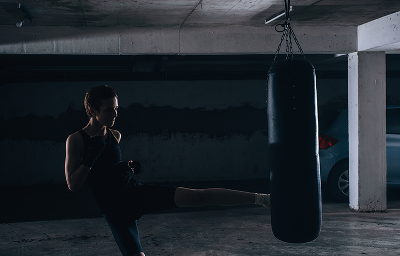 Σεξουαλική παρενόχληση από προπονητή kick boxing καταγγέλλει 16χρονη: «Ήρθε πάνω μου και είπε ότι θέλει να με φιλήσει»