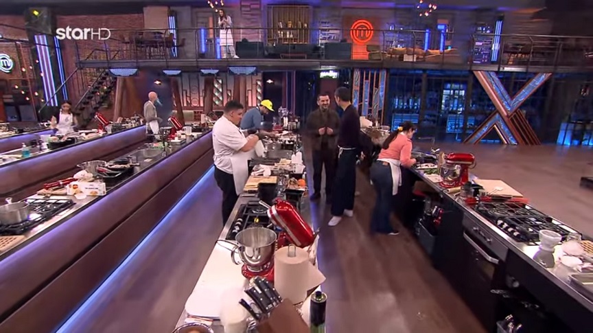 MasterChef: Ο Μότο Μότο έδειξε την προτίμησή του στις στυλιστικές επιλογές του Κοντιζά και ο θείος Λεωνίδας «θίχτηκε» που δεν τον «έχρισε» Fashion Icon