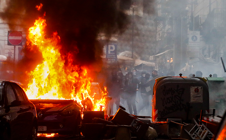 Άιντραχτ Φρανκφούρτης: Κινδυνεύει με αποκλεισμό από την Ευρώπη λόγω των επεισοδίων στη Νάπολη