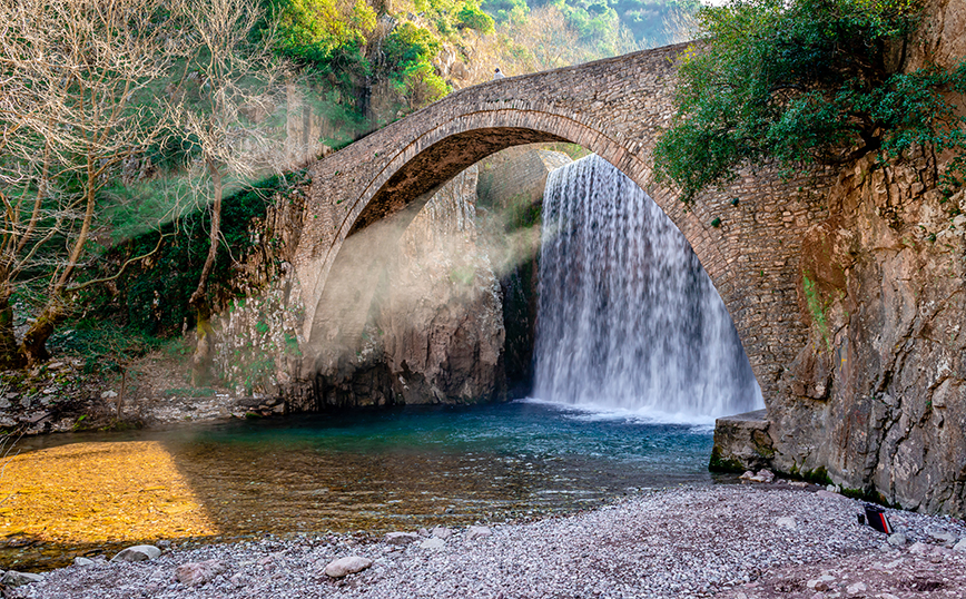 Γεφύρι Παλαιοκαρυάς, Τρίκαλα Γεφύρι Παλαιοκαρυάς, Τρίκαλα