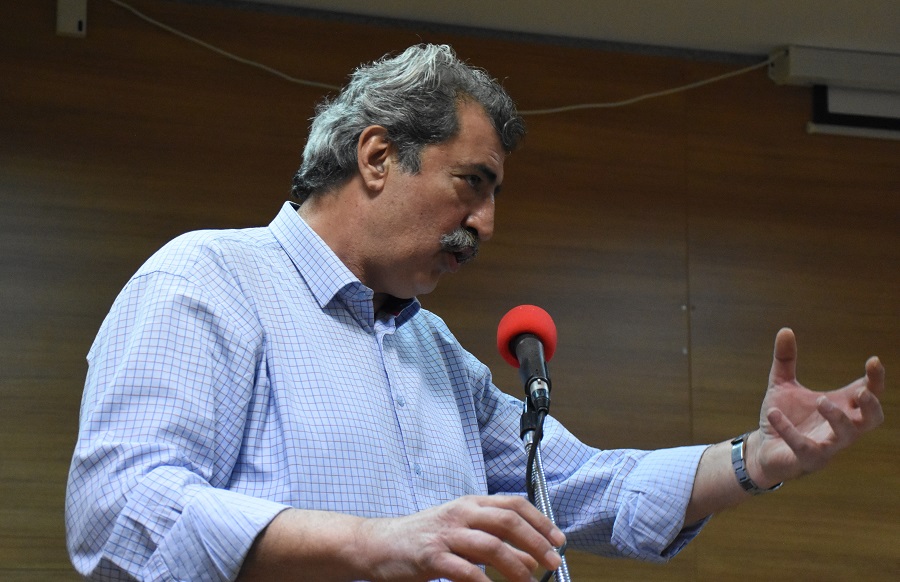Ο Παύλος Πολάκης τα «βάζει» με τον Πορτοσάλτε και στηρίζει Κασσελάκη – «Θα με βλέπετε πολύ καιρό μπροστά σας»