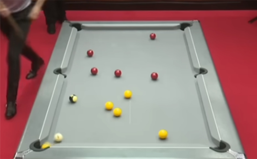 «Εξαφανίζοντας» τις μπάλες του μπιλιάρδου σε 28 δευτερόλεπτα