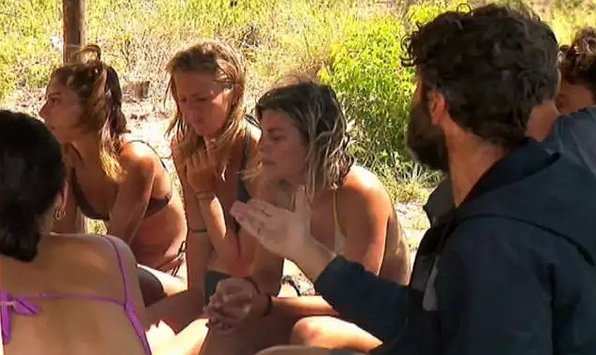 Survivor: Πυρ και μανία με την Ελευθερία Ελευθερίου – Φθηνός απατεώνας με αδίστακτους τρόπους