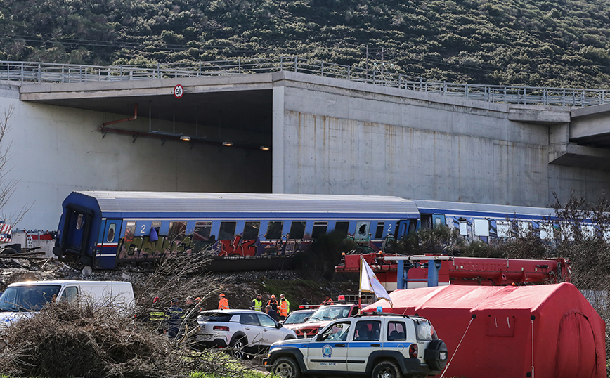 Τραγωδία στα Τέμπη: Ελεύθερος με απαγόρευση εξόδου από τη χώρα ο διευθυντής Διεύθυνσης Σιδηροδρομικών Συστημάτων του ΟΣΕ