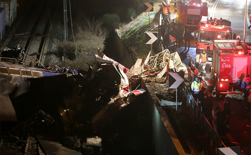 Σύγκρουση τρένων στα Τέμπη Σύγκρουση τρένων στα Τέμπη
