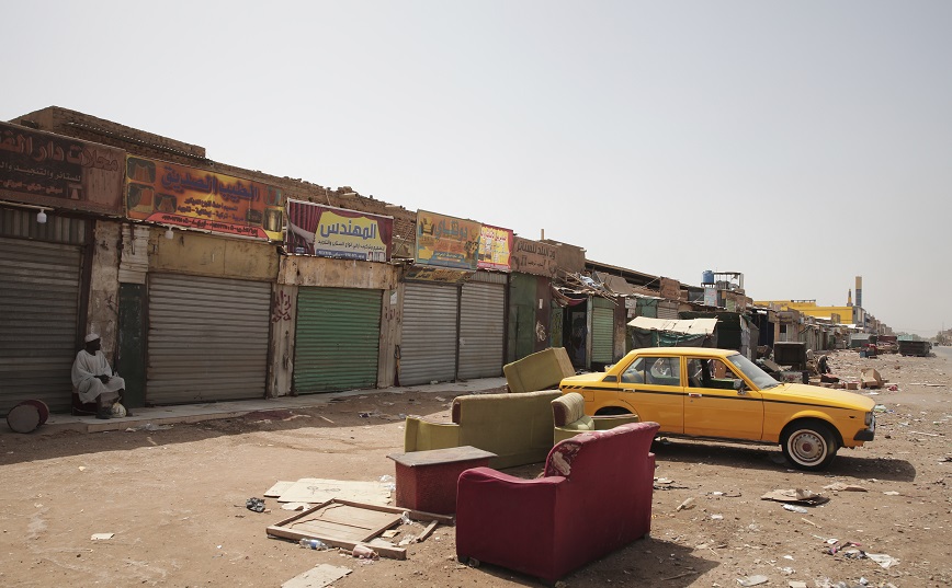 Έκλεισε μέχρι νεωτέρας η γαλλική πρεσβεία στο Σουδάν &#8211; Έκκληση «να μπει τέλος στις μάχες»