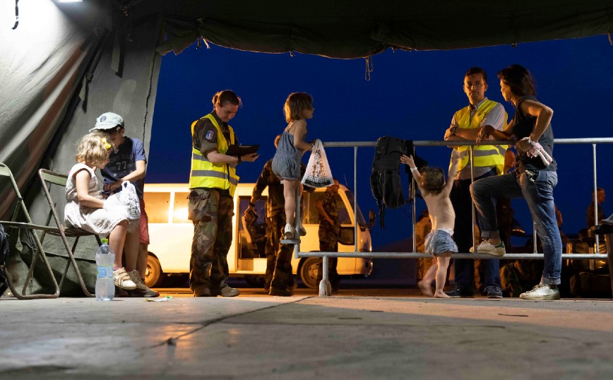Προσγειώθηκε στο Τζιμπουτί αεροσκάφος C-27 της Πολεμικής Αεροπορίας για να παραλάβει Έλληνες του Σουδάν