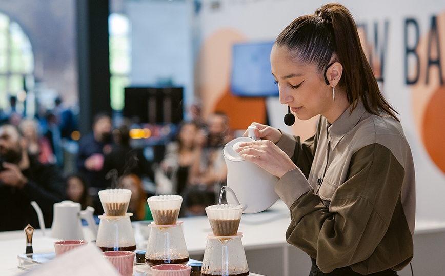 Η coffee expert της Nestlé Professional Ελλάδας, Σαβίνα Γιαχγιά είναι η κορυφαία Coffee Brewer της Ελλάδας για το 2023