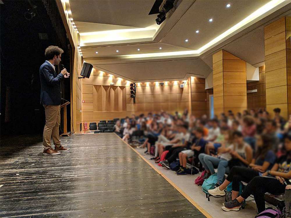 Ο Γιάννης Ασσαέλ Ο Γιάννης Ασσαέλ