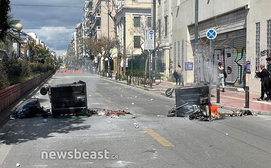 Επεισόδια ξανά στην ΑΣΟΕΕ με πέτρες και κρότου λάμψης – Άνοιξε η Πατησίων