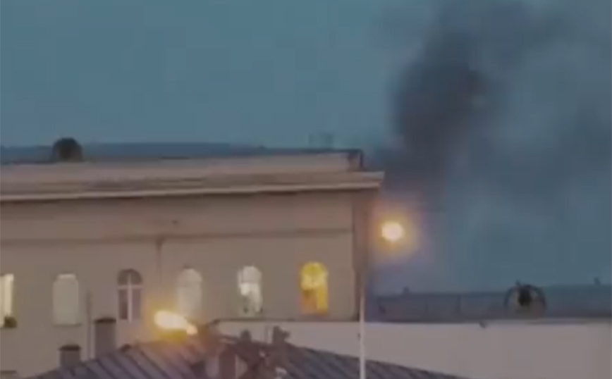 Φωτιά σε κτίριο του υπουργείου Άμυνας στη Μόσχα