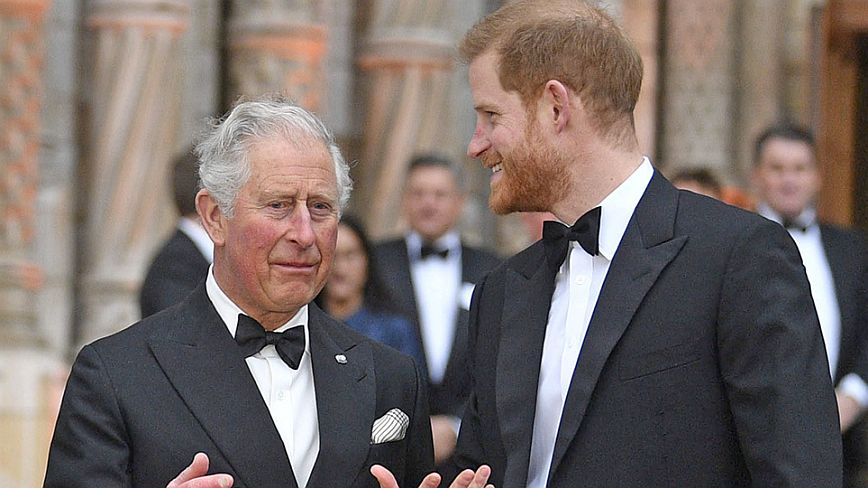 Πρίγκιπας Χάρι: H εγκάρδια συζήτηση με τον βασιλιά Κάρολο που τον έπεισε να παραστεί στη στέψη