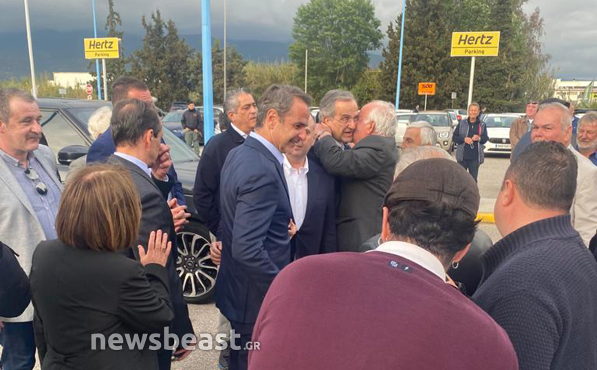 Μαζί Μητσοτάκης – Σαμαράς στην εκδήλωση για την υπογραφή οδικής σύμβασης στην Καλαμάτα