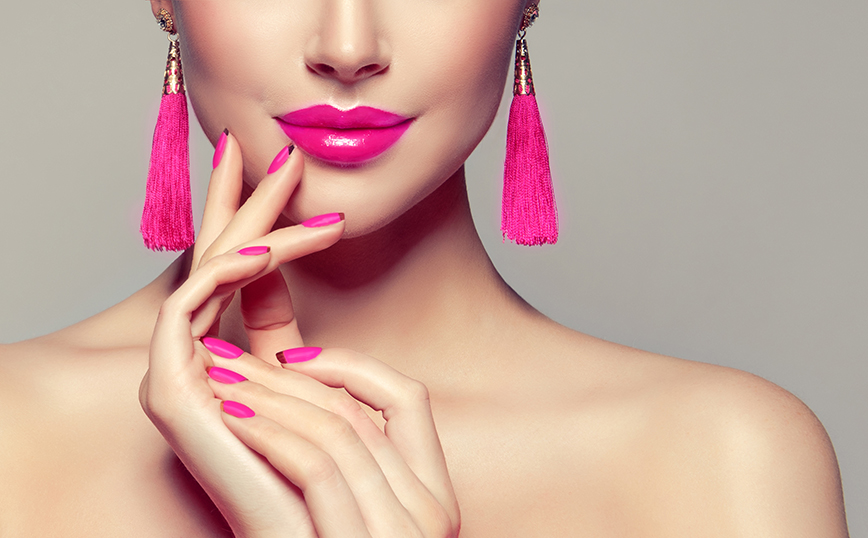 Βαμμένα νύχια