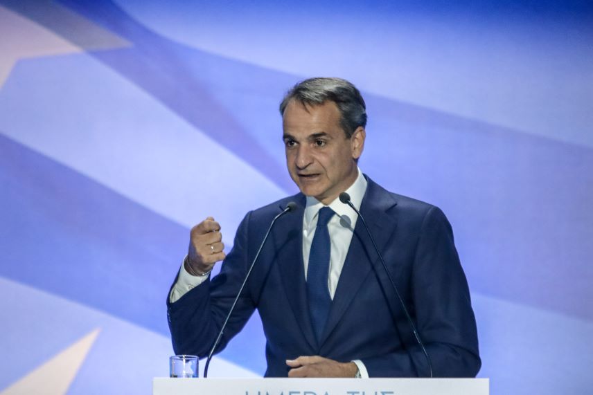 Μητσοτάκης: H χώρα από κέντρο διερχομένων μεταναστών έγινε πατρίδα σε γη αέρα και θάλασσα