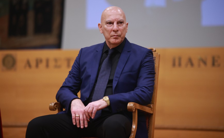 Επίτιμος διδάκτωρ στο ΑΠΘ ο Νίκος Γκάλης – «Μια τιμή που δεν θα ξεχάσω ποτέ»